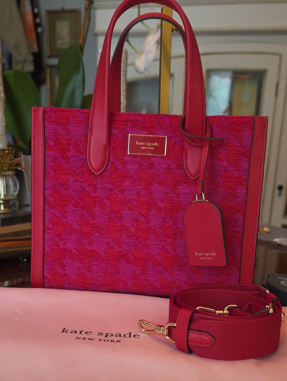 Kate Spade New York manhattan houndstooth chenille tote in Red Multi